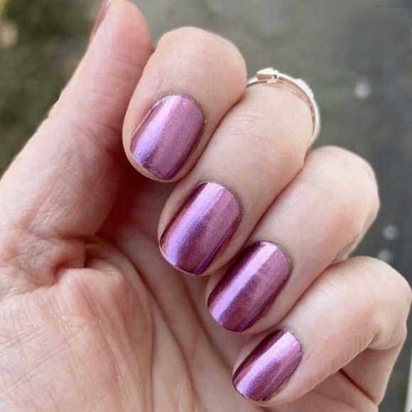 Iris-dium 💅✨ Color STREET New Sealed - Long Lasting Nail Polish Strips - Picture 3 of 6